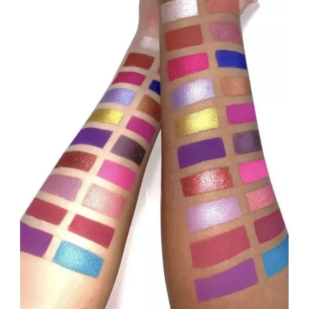 Eloise Beauty The Queen, A Queen Lies In All Of Us, 20 Pigment Palette‎ NIB